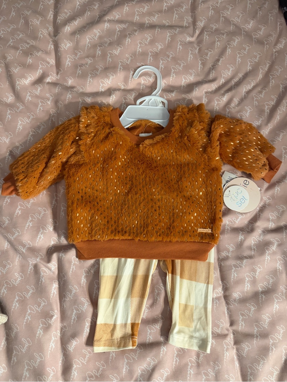 Girls' Rust Orange Fuzzy Sweatshirt Top - Unbranded. New size 0-3 months